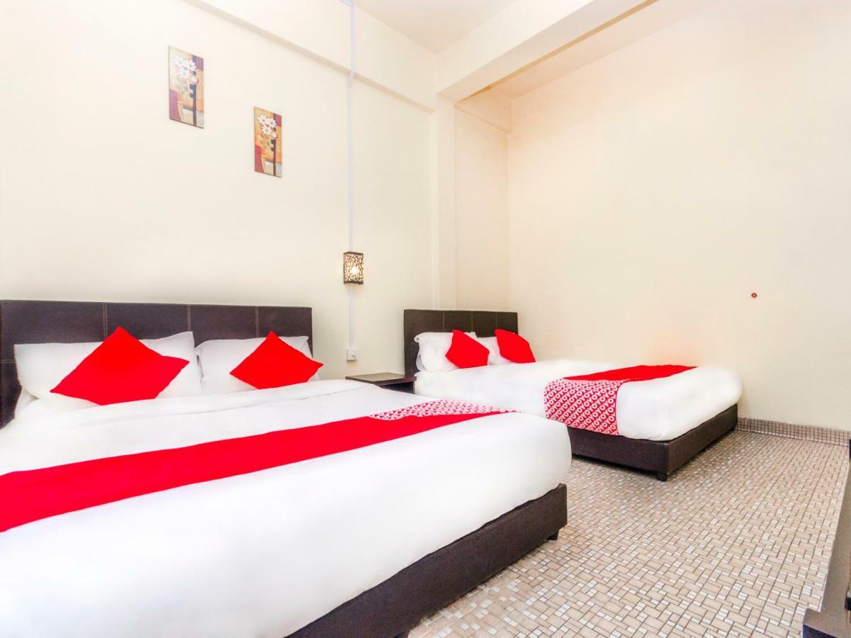 Oyo 703 Myra Hotel Mersing Esterno foto