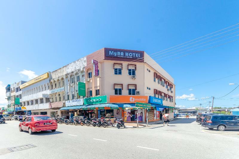 Oyo 703 Myra Hotel Mersing Esterno foto